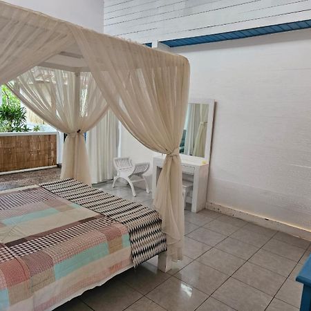 Villa Waru 누사 렘봉안 외부 사진