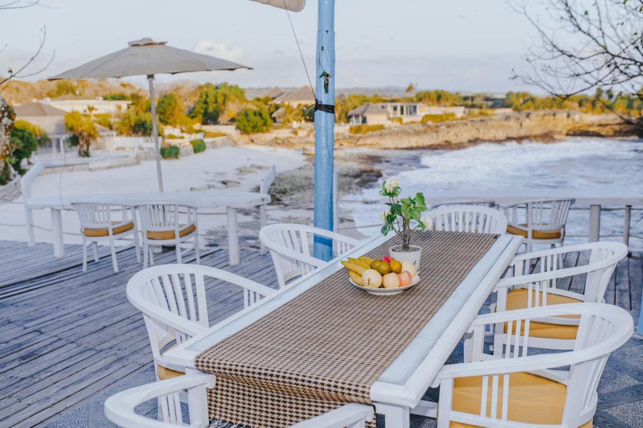 Villa Waru 누사 렘봉안 외부 사진