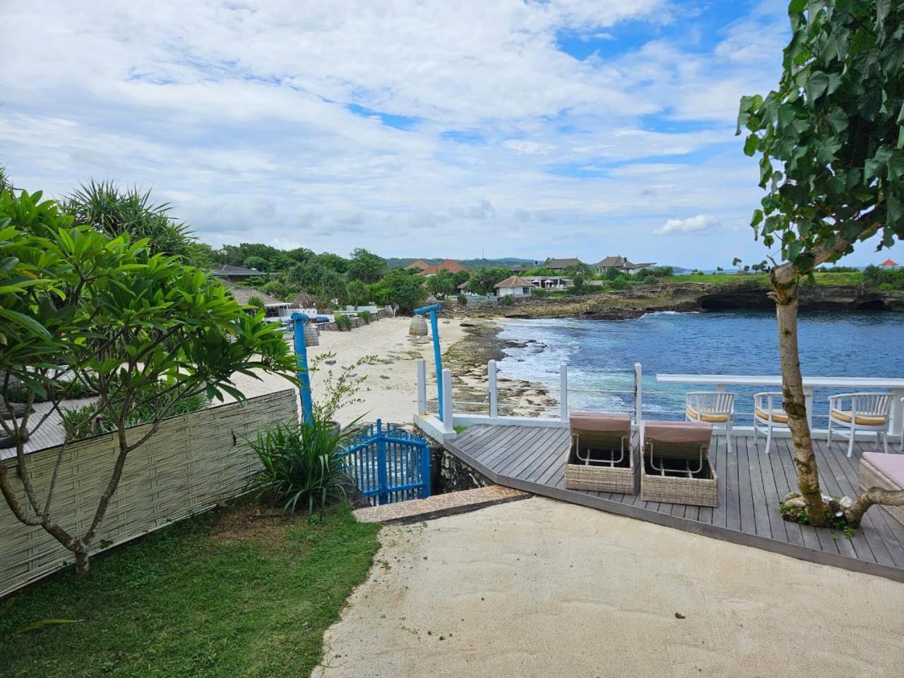 Villa Waru 누사 렘봉안 외부 사진