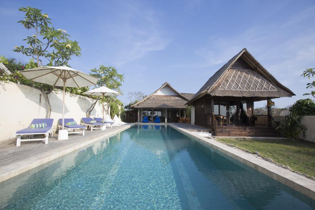 Villa Waru 누사 렘봉안 외부 사진